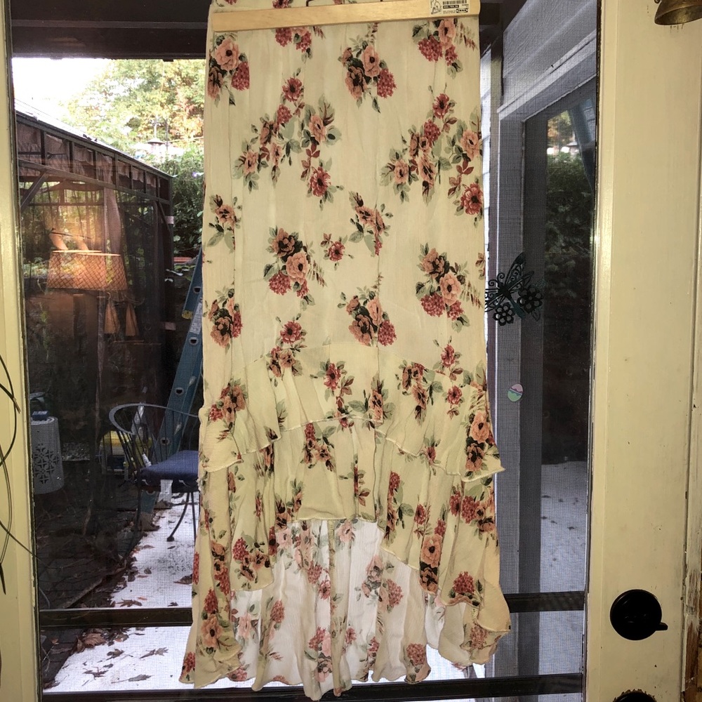 Floral High-Low Skirt
